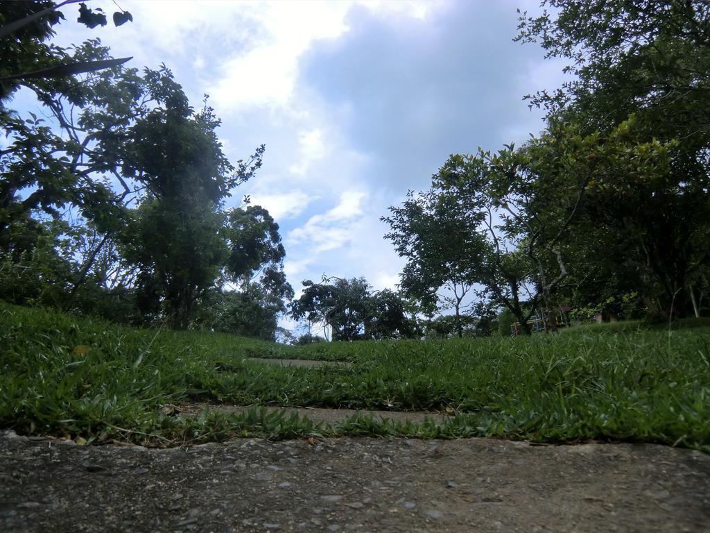 Pousada Recanto Dos Pinheiros Pilar do Sul المظهر الخارجي الصورة