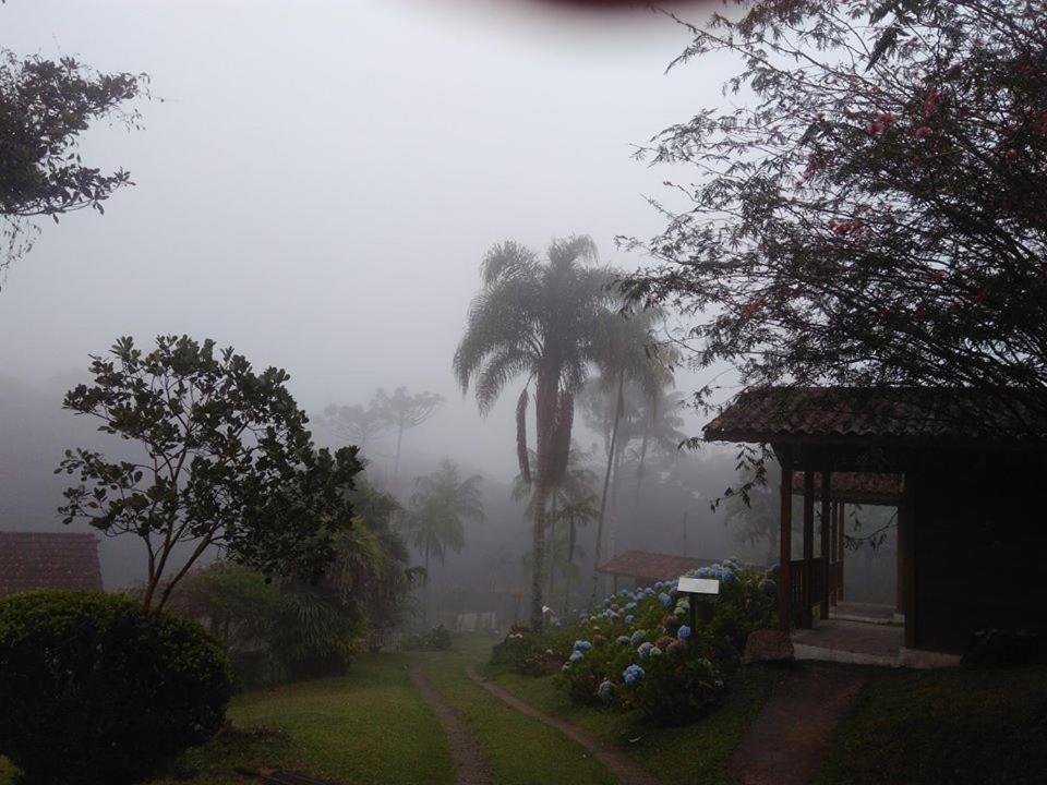 Pousada Recanto Dos Pinheiros Pilar do Sul المظهر الخارجي الصورة